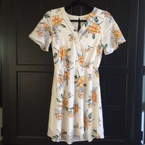 Floral Sienna Sky Dress NWT